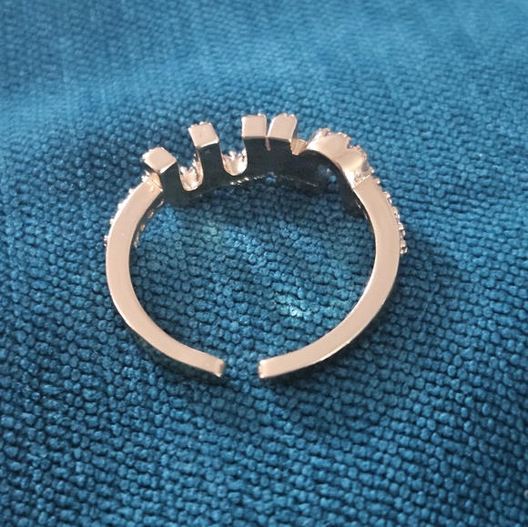 SPARKLE LOGO RING - Picture 7 of 9